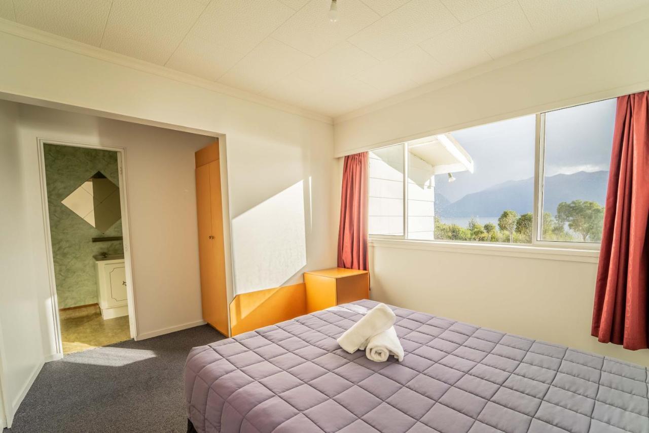 Te Anau Downs Fiordland National Park Lodge מראה חיצוני תמונה