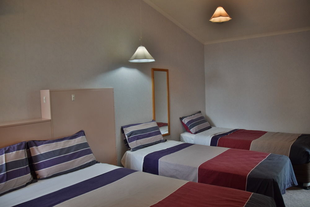 Te Anau Downs Fiordland National Park Lodge מראה חיצוני תמונה
