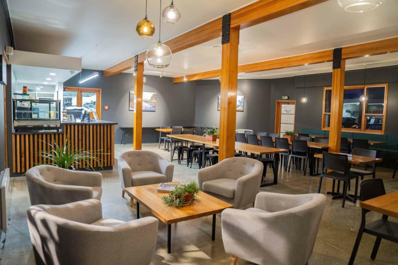 Te Anau Downs Fiordland National Park Lodge מראה חיצוני תמונה