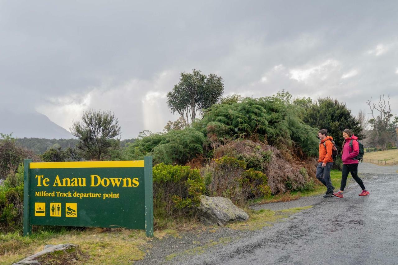 Te Anau Downs Fiordland National Park Lodge מראה חיצוני תמונה